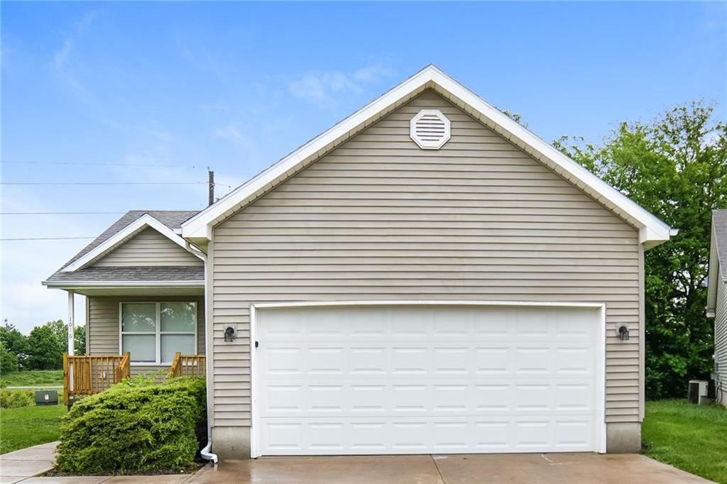 Listing Photo MLS #HMS2562691
