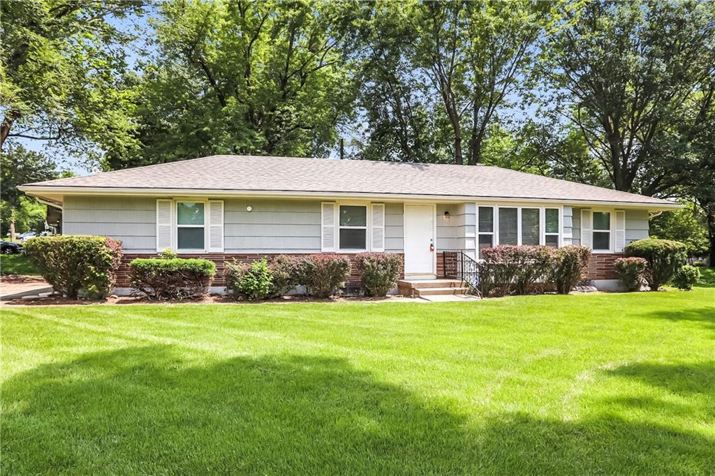 Listing Photo MLS #HMS2562707