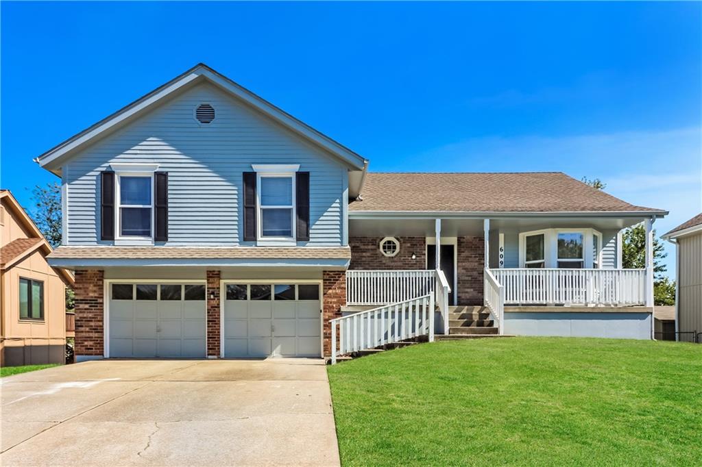 Listing Photo MLS #HMS2562739