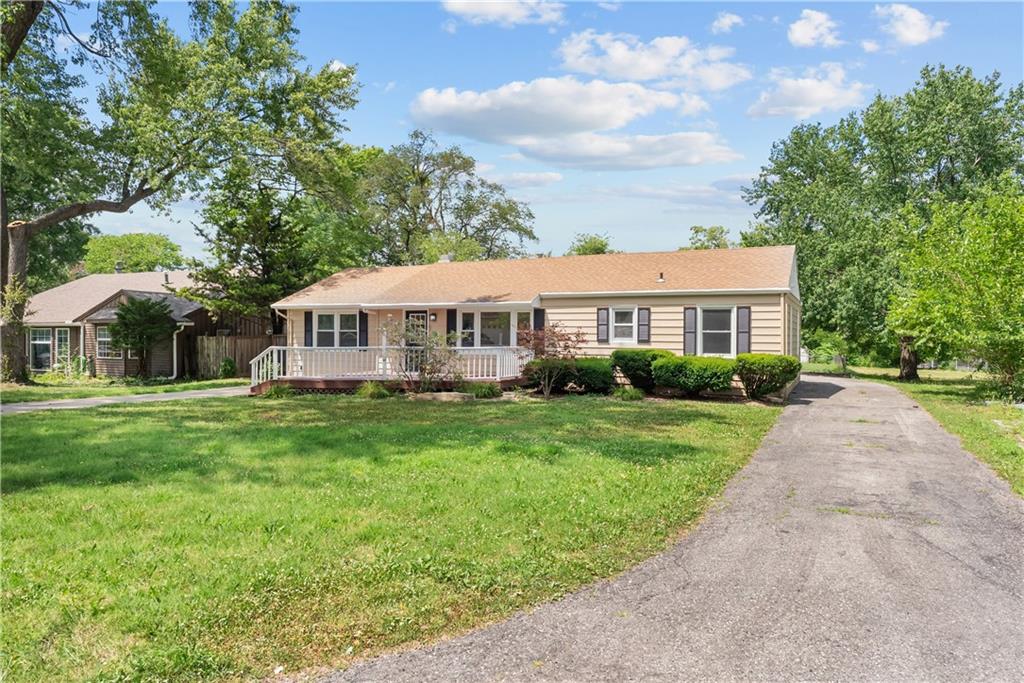 Listing Photo MLS #HMS2562784