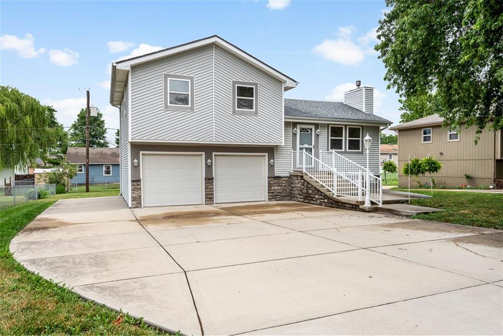 Listing Photo MLS #HMS2562791