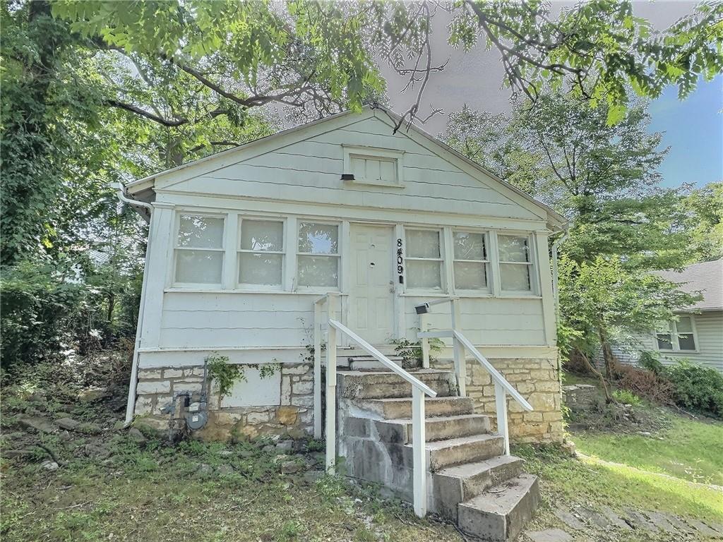 Listing Photo MLS #HMS2562835