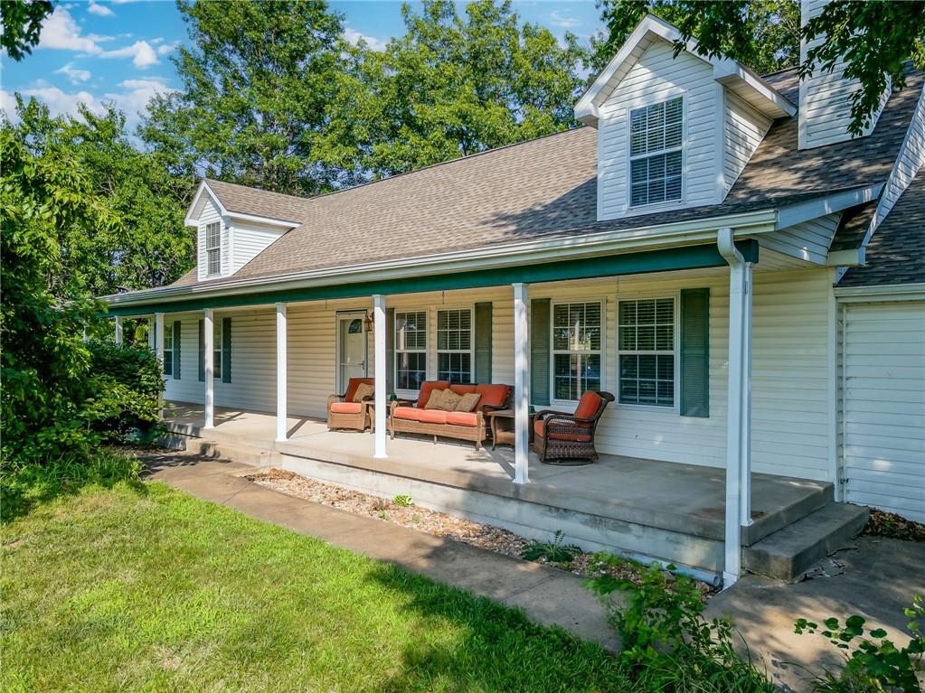 Listing Photo MLS #HMS2562847