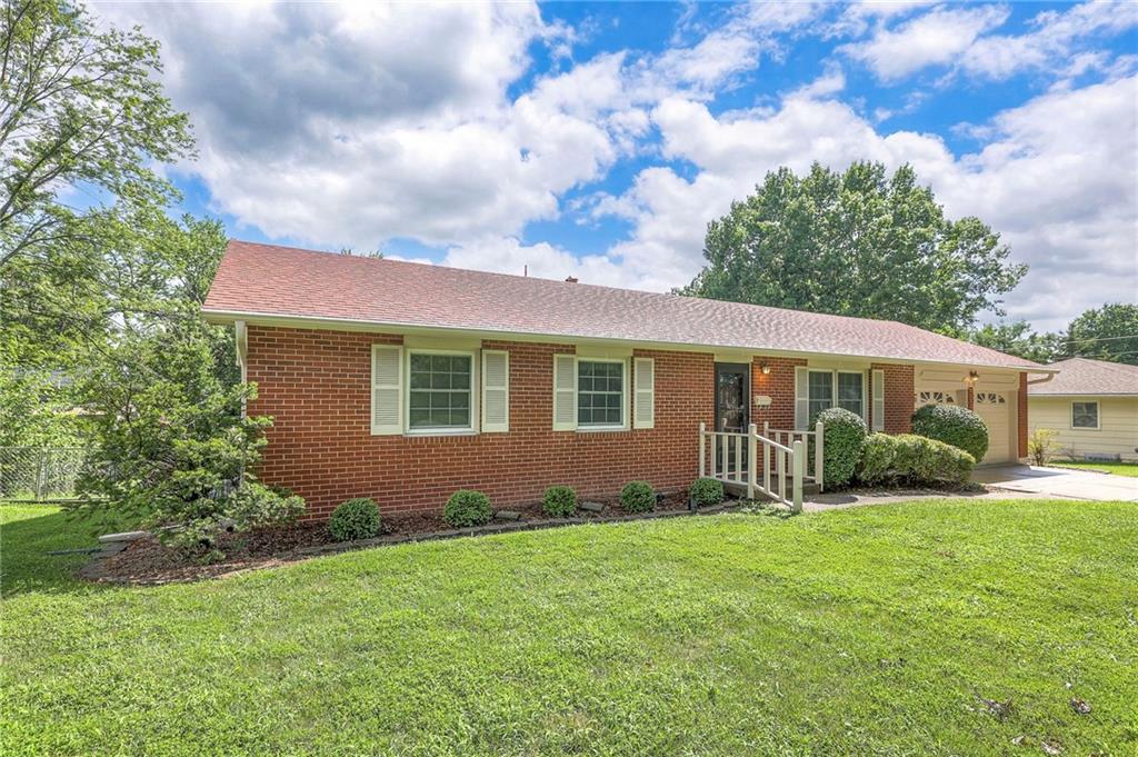 Listing Photo MLS #HMS2562895