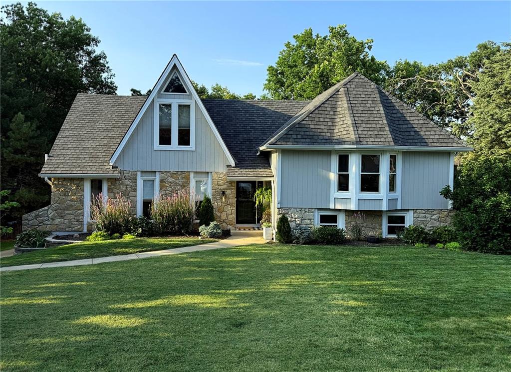 Listing Photo MLS #HMS2562910
