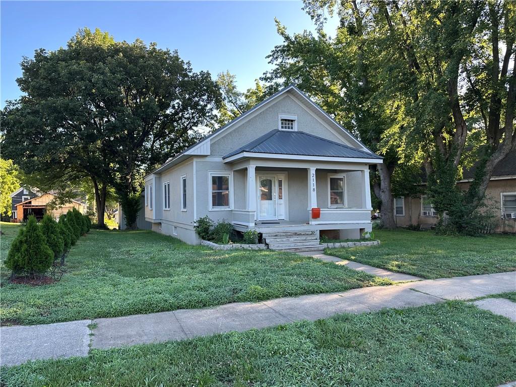 Listing Photo MLS #HMS2562916