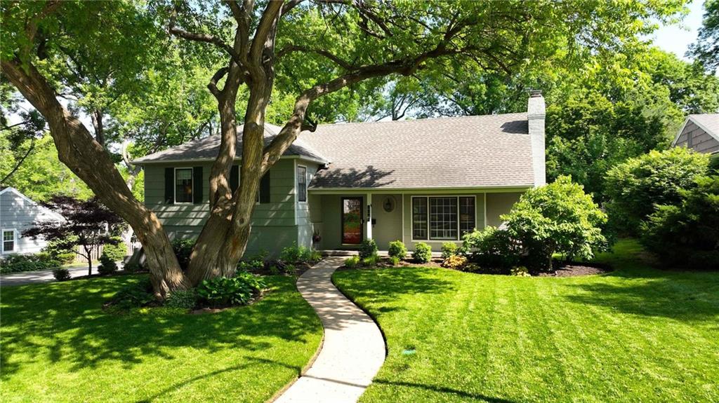 Listing Photo MLS #HMS2562967