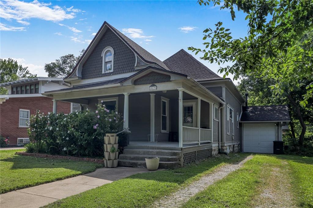 Listing Photo MLS #HMS2562981