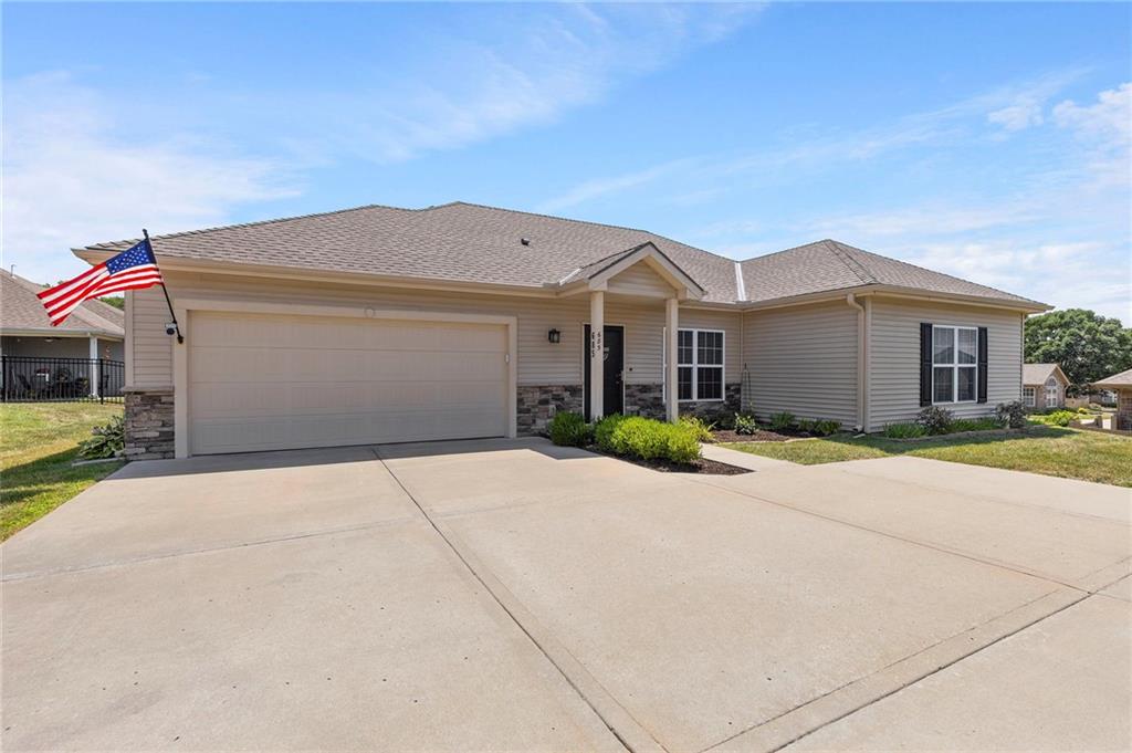 Listing Photo MLS #HMS2562985