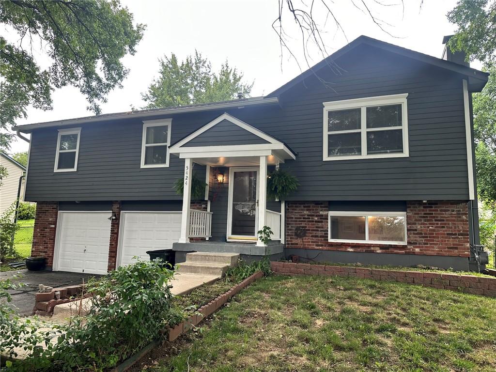 Listing Photo MLS #HMS2563000