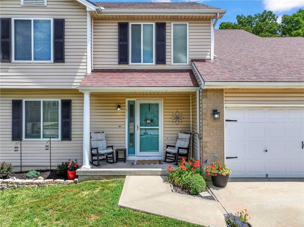 Listing Photo MLS #HMS2563029