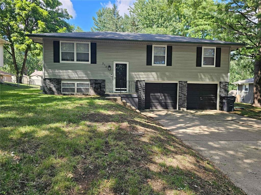 Listing Photo MLS #HMS2563033