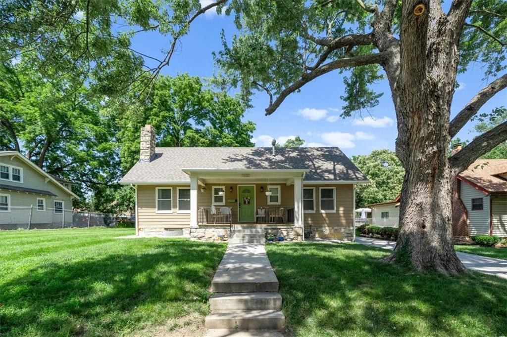 Listing Photo MLS #HMS2563046