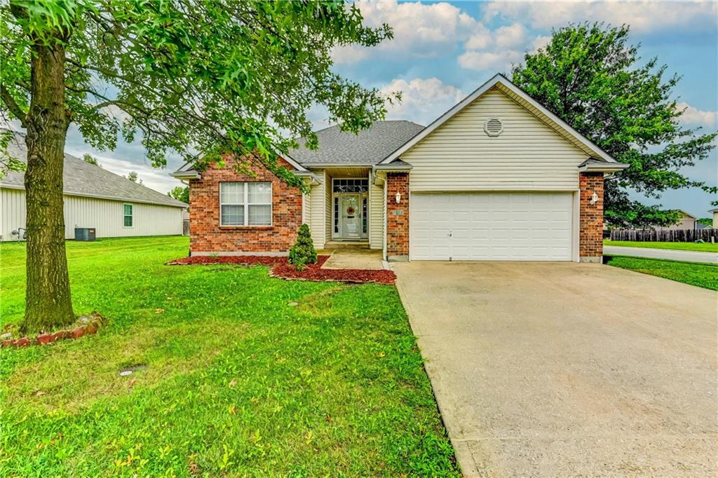 Listing Photo MLS #HMS2563075
