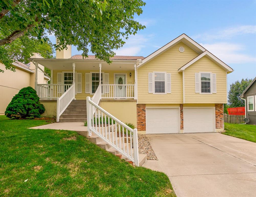 Listing Photo MLS #HMS2563090