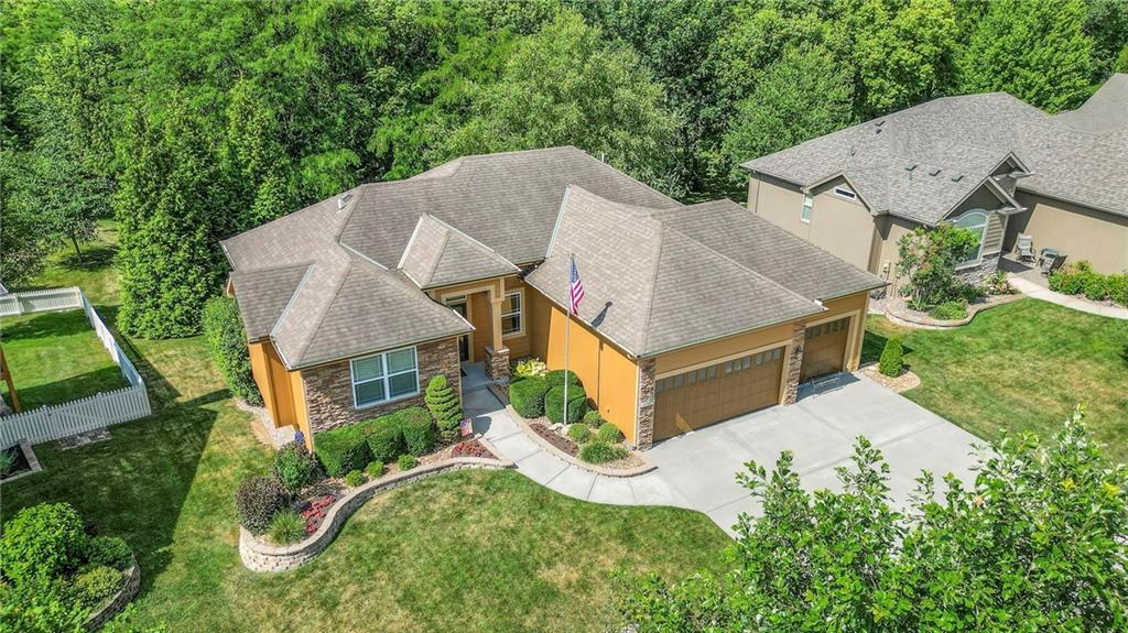 Listing Photo MLS #HMS2563102