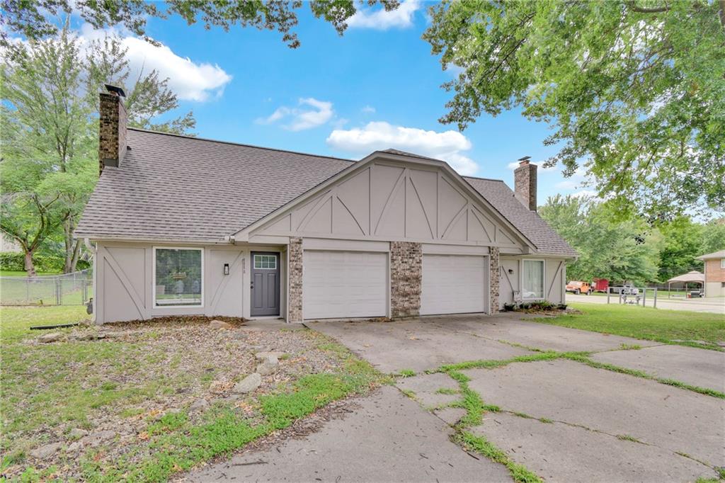 Listing Photo MLS #HMS2563148