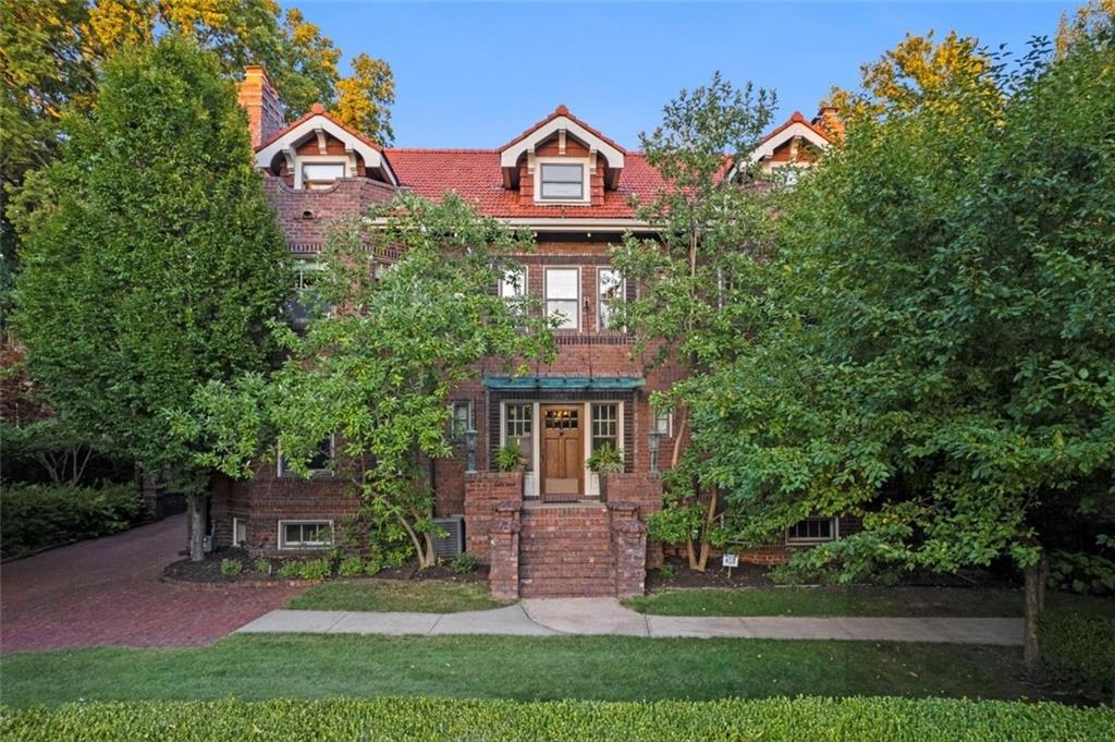 Listing Photo MLS #HMS2563154