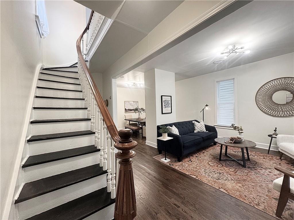 Listing Photo MLS #HMS2563168