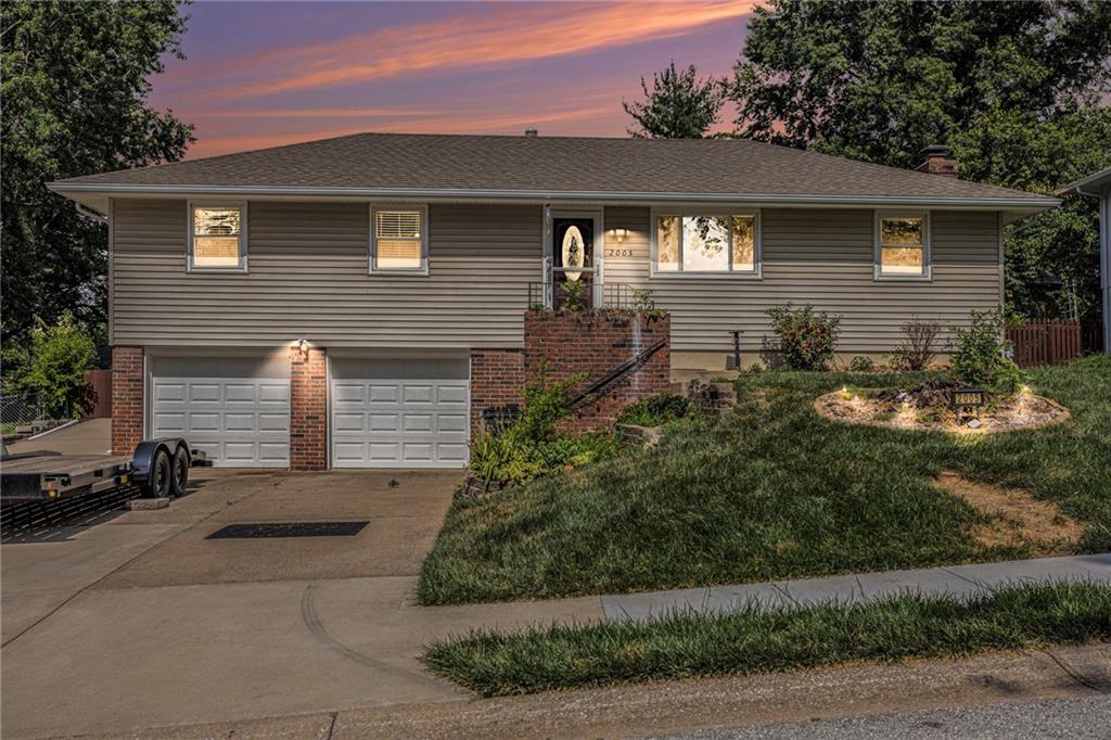 Listing Photo MLS #HMS2563177