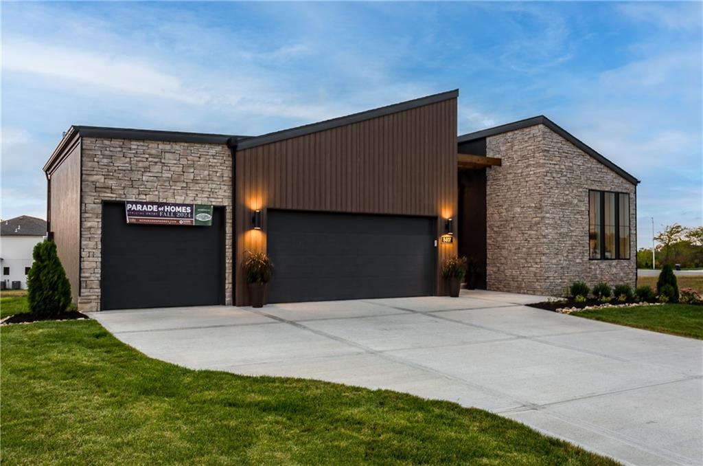Listing Photo MLS #HMS2563186