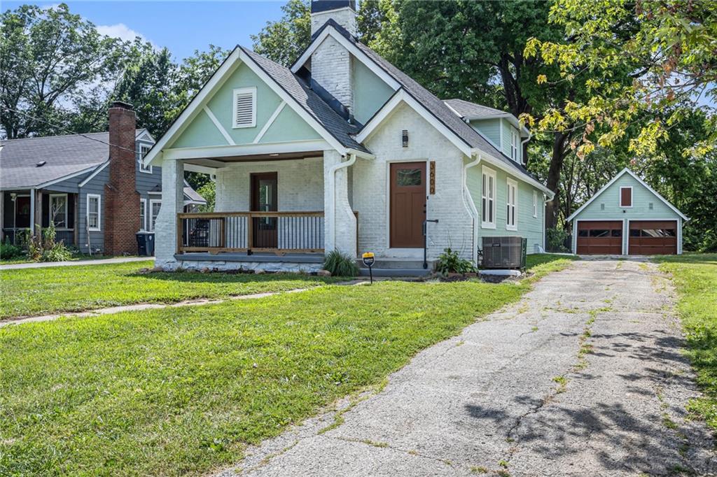 Listing Photo MLS #HMS2563188