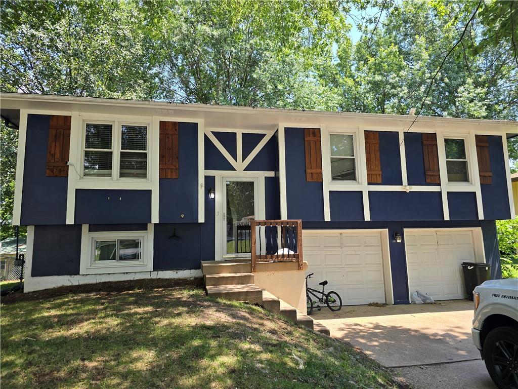Listing Photo MLS #HMS2563190