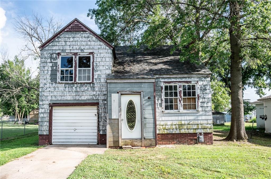 Listing Photo MLS #HMS2563210