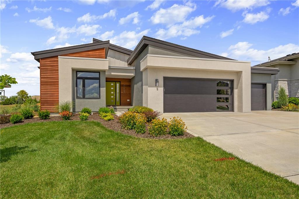 Listing Photo MLS #HMS2563272