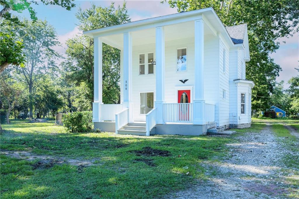 Listing Photo MLS #HMS2563377