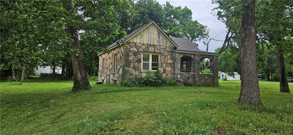 Listing Photo MLS #HMS2563414