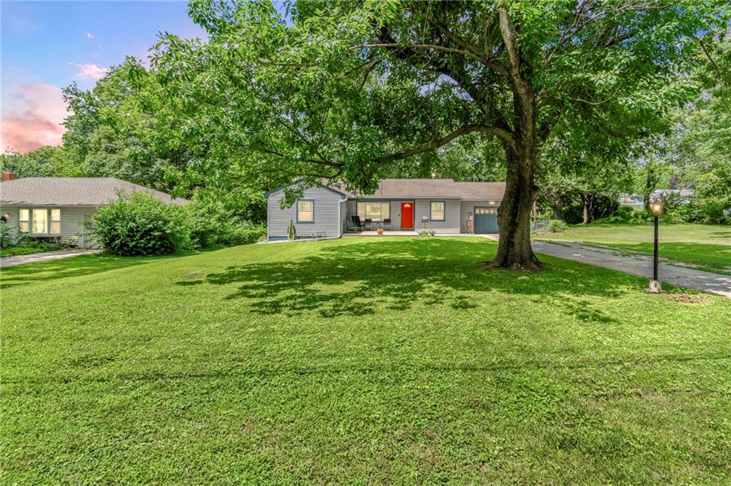 Listing Photo MLS #HMS2563429