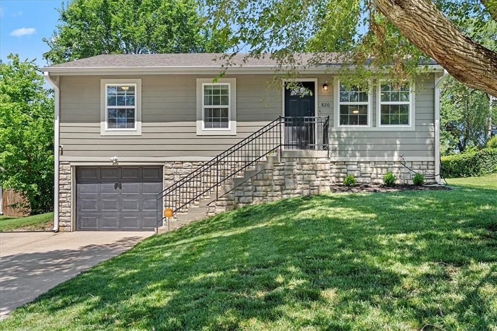 Listing Photo MLS #HMS2563572