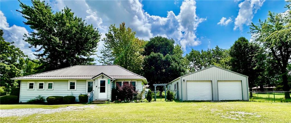 Listing Photo MLS #HMS2563595