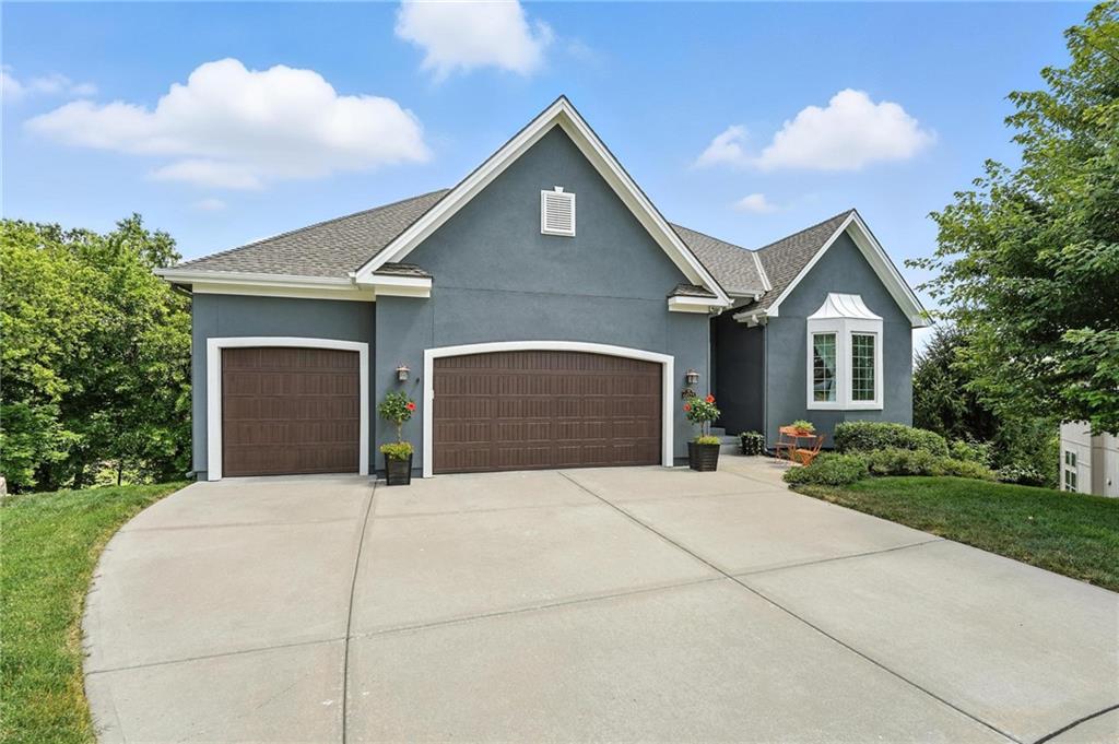 Listing Photo MLS #HMS2563670