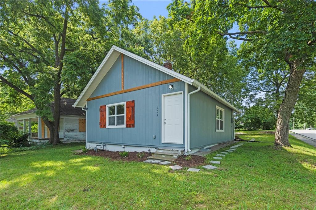 Listing Photo MLS #HMS2563671