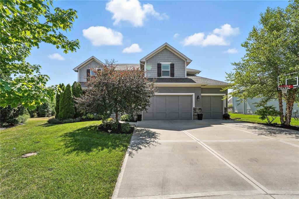 Listing Photo MLS #HMS2563689