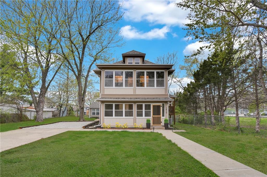 Listing Photo MLS #HMS2563792