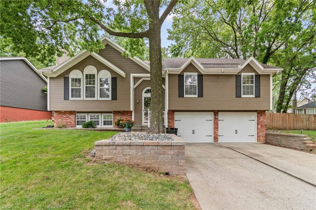 Listing Photo MLS #HMS2563793