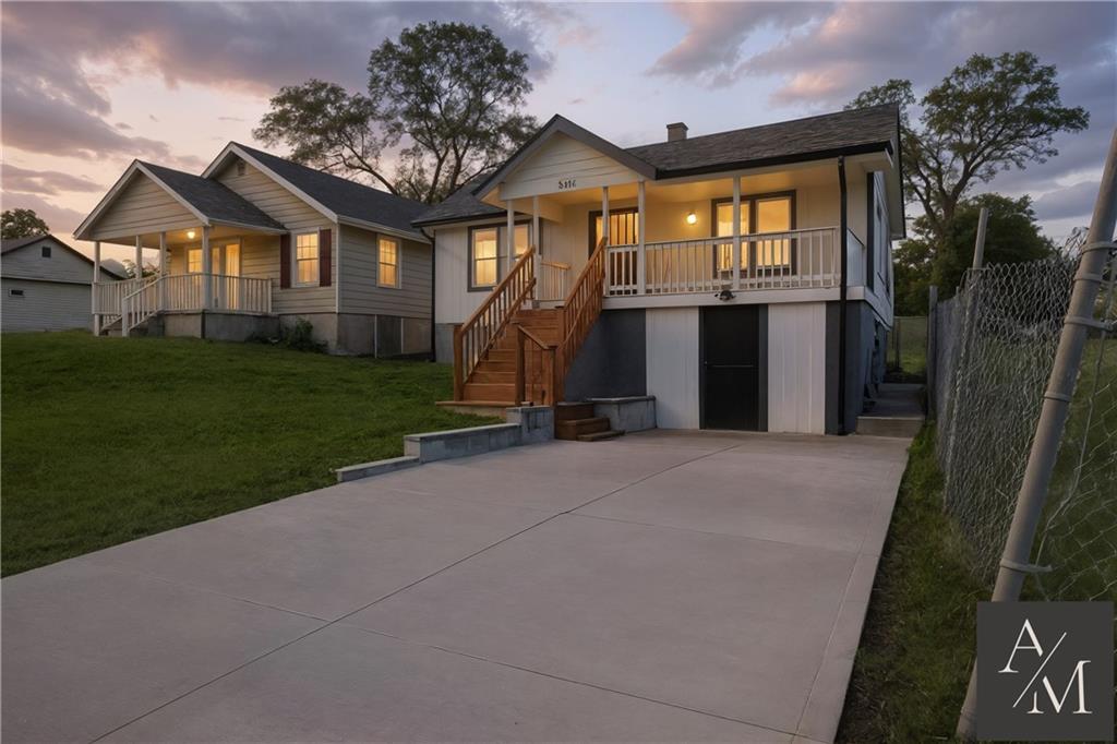 Listing Photo MLS #HMS2563884