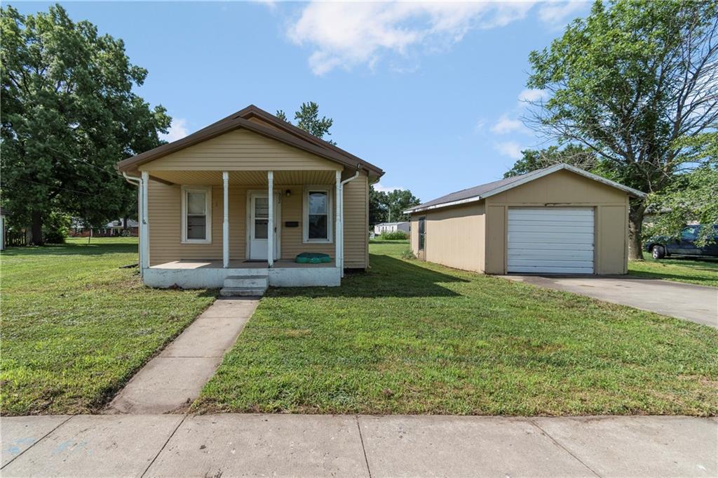 Listing Photo MLS #HMS2563889