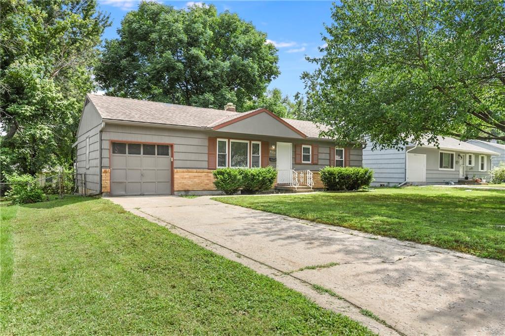 Listing Photo MLS #HMS2563902