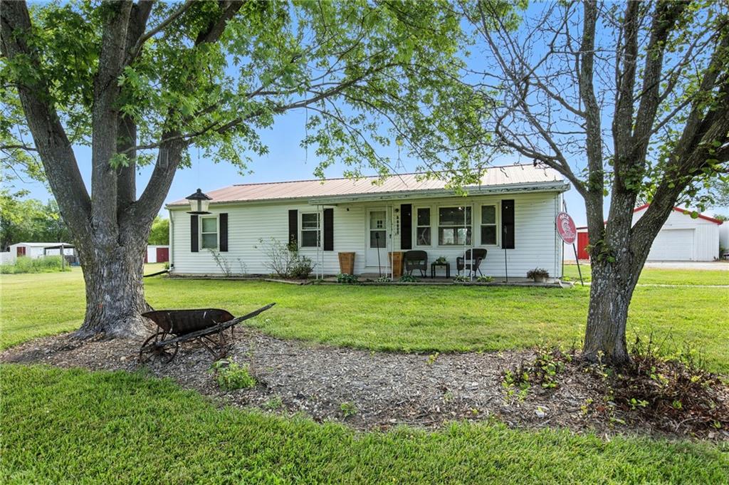 Listing Photo MLS #HMS2563906
