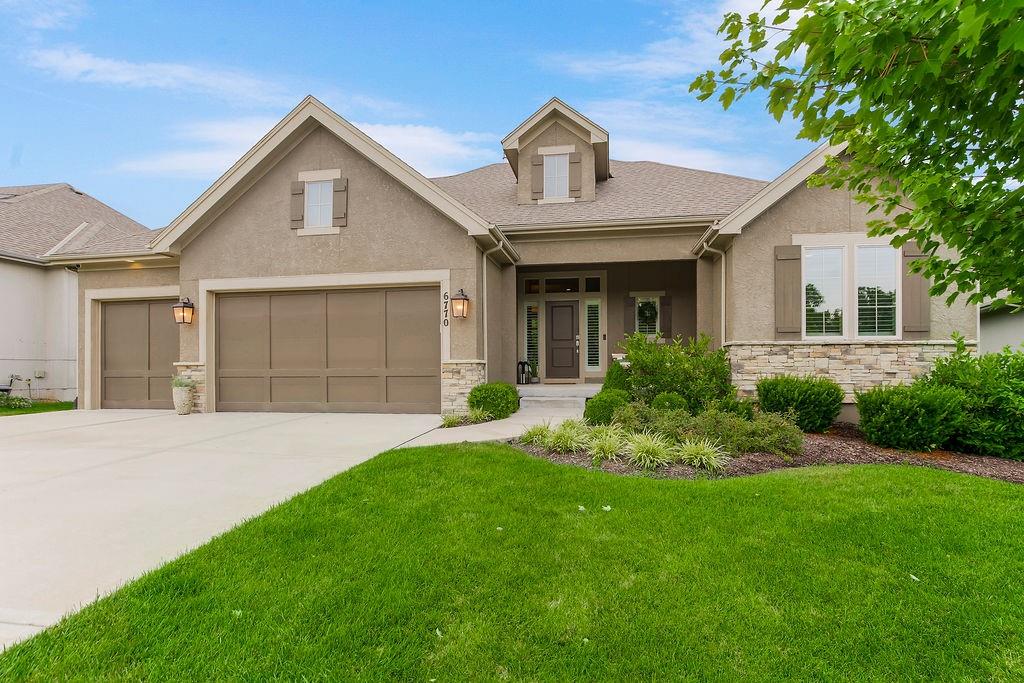 Listing Photo MLS #HMS2563934