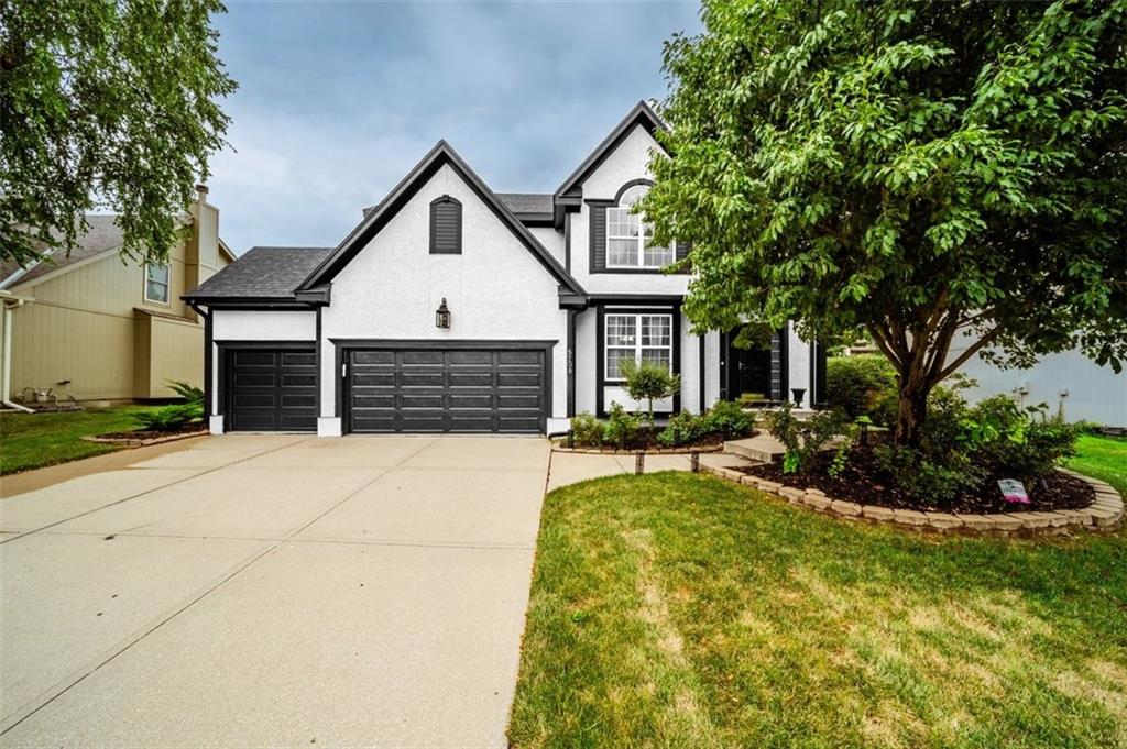 Listing Photo MLS #HMS2563946