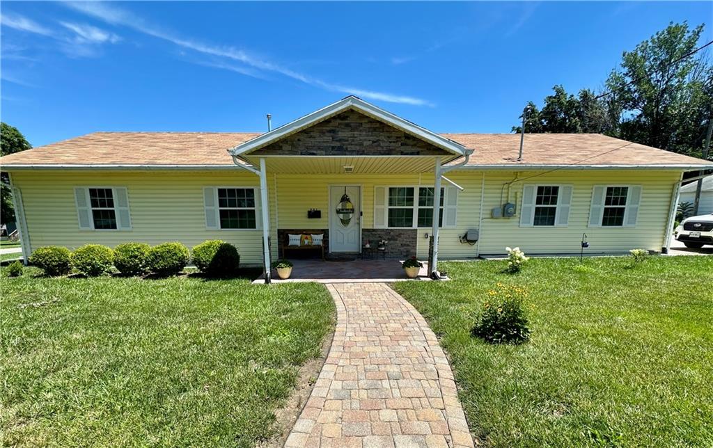 Listing Photo MLS #HMS2563953