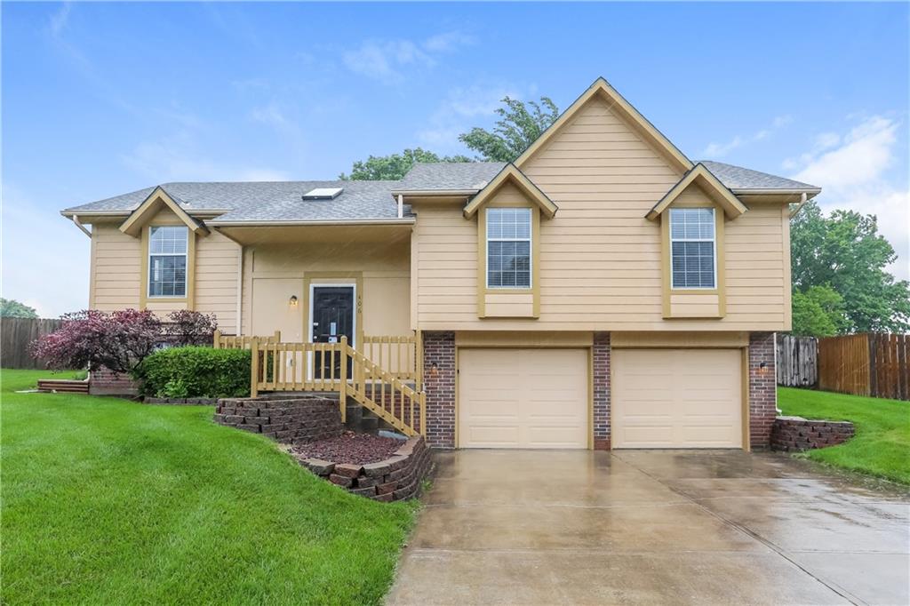 Listing Photo MLS #HMS2563978