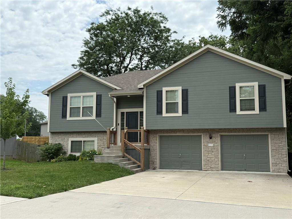 Listing Photo MLS #HMS2563986