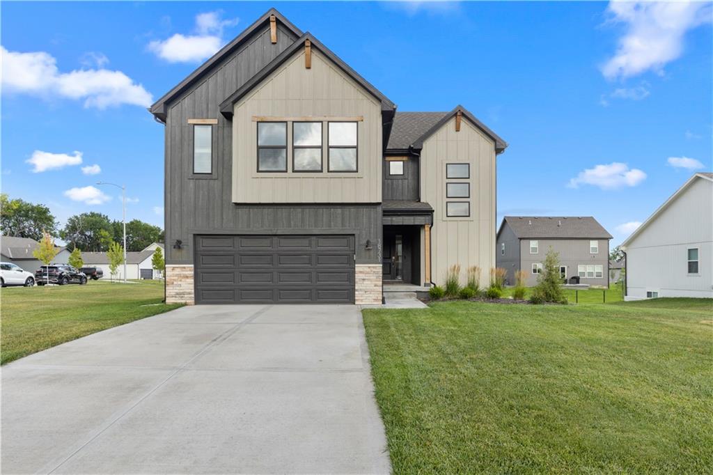 Listing Photo MLS #HMS2563994