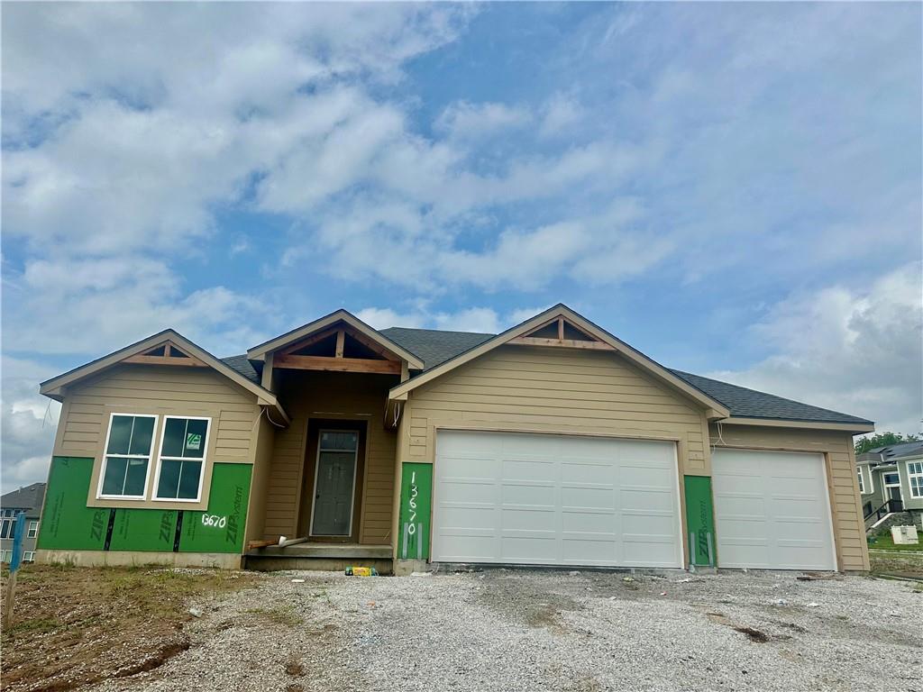 Listing Photo MLS #HMS2564017